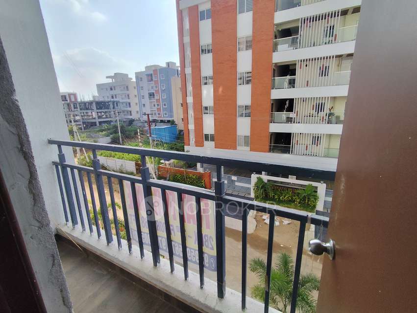 2 BHK Flat In Giridhari Home&#39; S  For Sale  In Kismatpur