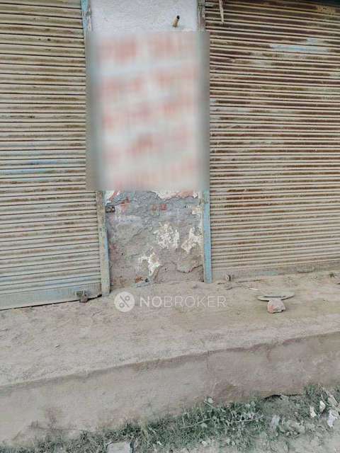 Shop in Girdharpur Sunarasi, Ghaziabad for Rent 