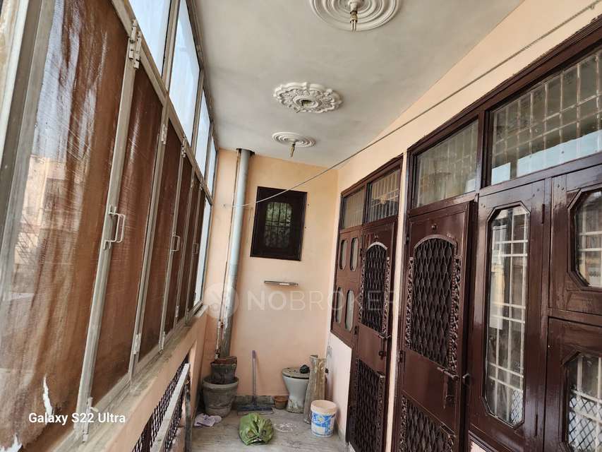 2 BHK Flat In Sheetla Kunj, Rajendra Nagar For Sale  In Sector 2