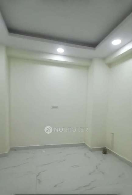 Shop in Sector 107, Noida for Rent 