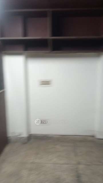 Office Space in Munish Plaza, Delhi for Rent 