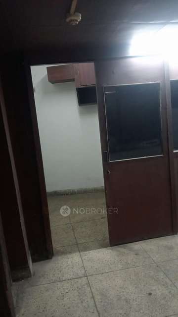 Office Space in Munish Plaza, Delhi for Rent 