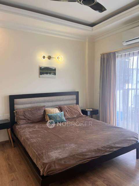 4+ BHK Flat In Central Park Flower Valley Mikasa Plots For Sale  In Sector 33