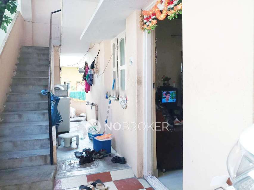 Shop in Nayanda Halli, Bangalore for Rent 