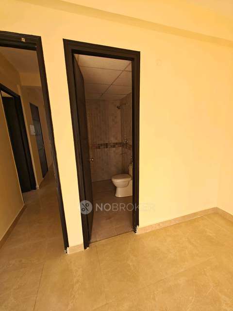 2 BHK Flat In Signature Global Park 2 And 3 For Sale  In Signature Global Park 2 And 3