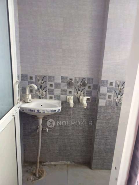 PG for Anyone in Noida Sector 66