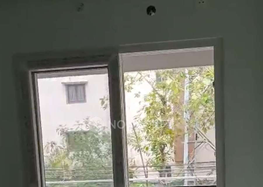 2 BHK Flat For Sale  In Banu Nagar West