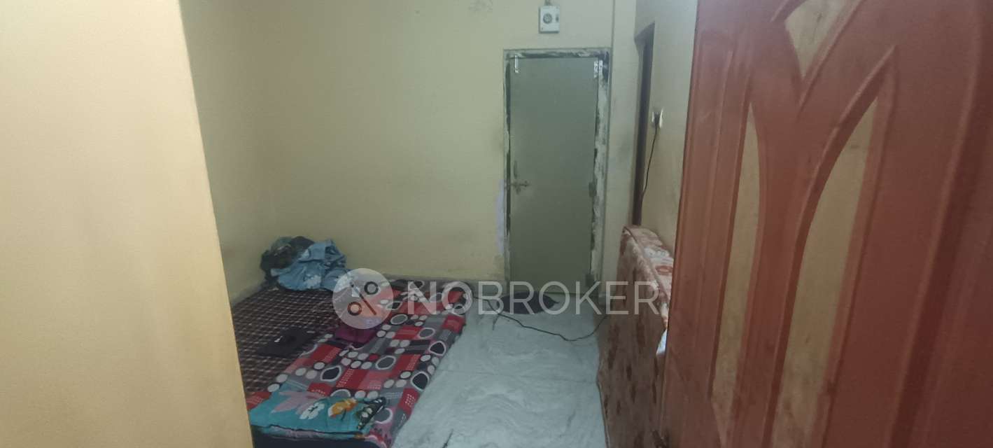 Shared Room for Male In 2 BHK  In Miyapur