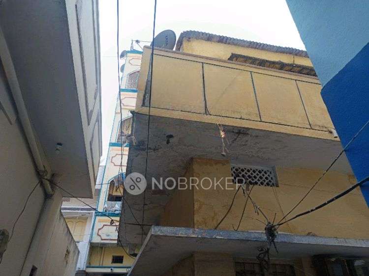 1 BHK House For Sale  In Old Malakpet