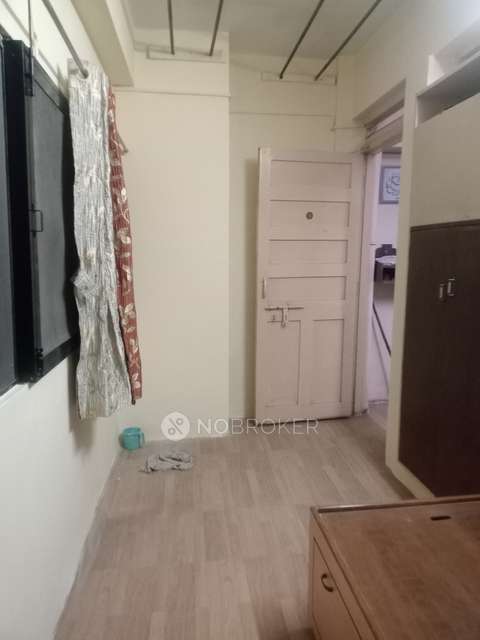 1 BHK Flat In Vishal Apartment for Rent  In  Sadashiv Peth