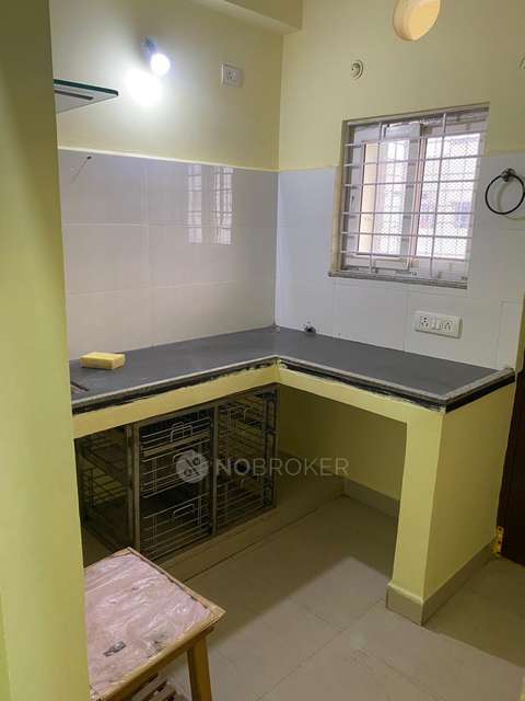 1 BHK Flat In Vaddepally Enclave, Kukatpally, Hyderabad For Sale  In Kukatpally, Hyderabad