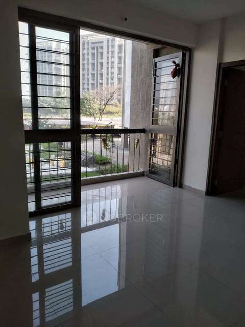 2 BHK Flat In Skyi Srar Tower, Bhugaon, Bhukum for Rent  In Skyi Star Towers, Pune