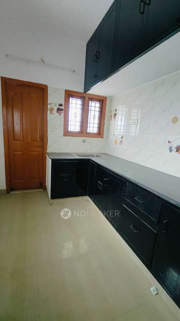 2 BHK Flat In Shanthinivas For Sale  In Madambakkam