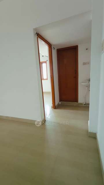 2 BHK Flat In Shanthinivas For Sale  In Madambakkam