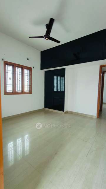 2 BHK Flat In Shanthinivas For Sale  In Madambakkam