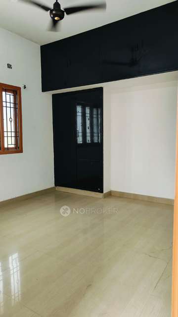 2 BHK Flat In Shanthinivas For Sale  In Madambakkam