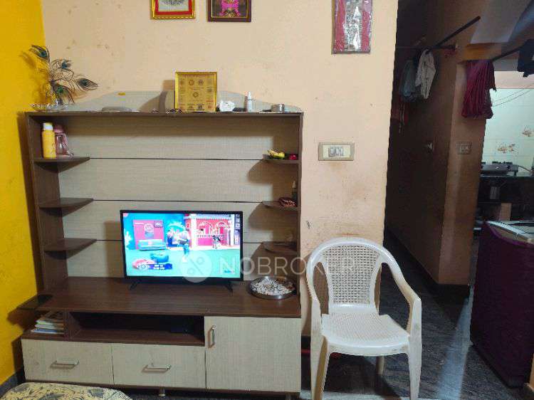 2 BHK Flat In Yelahanka Newtown  for Rent  In Ground Floor - 10th Floor, Vittal Mallya Rd, Next To Cafe Coffee Day Square, Near Cubbon Park Road, Kg Halli, D' Souza Layout, Ashok Nagar, Bengaluru, Karnataka 560001, India