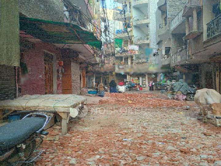 Shop in Tughlakabad, Delhi for Rent 