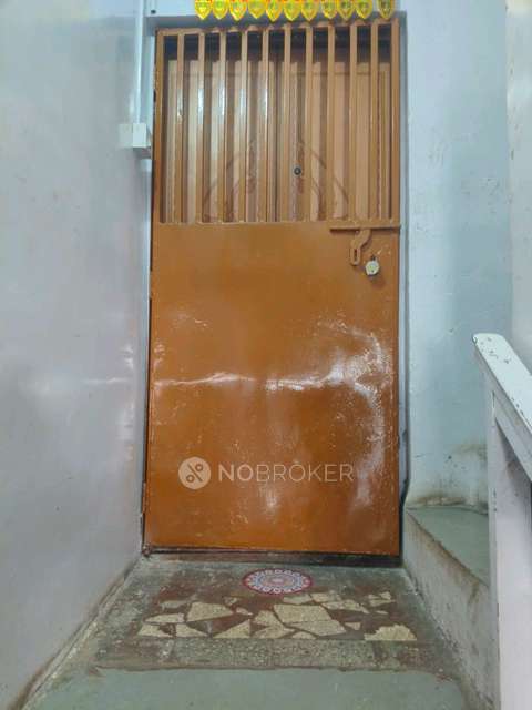 2 BHK Flat In Ishwar Apts, Bhusari Colony,opp.ekalvya College,kothrud,pune 38 for Rent  In 81229, Subarao Kadam Rd, Bharati Nagar, Kothrud, Pune, Maharashtra 411038, India