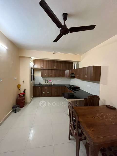 3 BHK Flat In Temple View Apartments for Rent  In Thiruvanmiyur