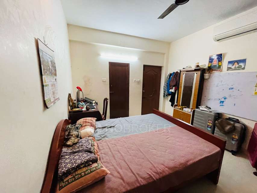 3 BHK Flat In Temple View Apartments for Rent  In Thiruvanmiyur