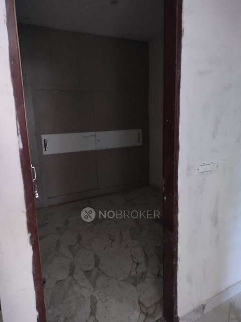 1 BHK House for Rent  In Rajendra Park, Sector 105