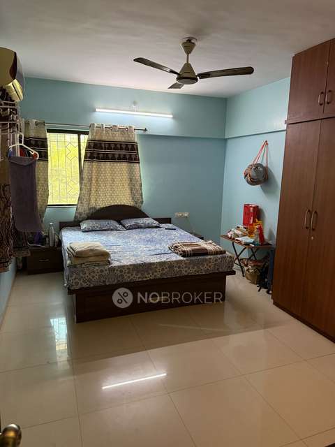 Single Room for Male In 3 BHK  In Gera Emerald City South In Kharadi