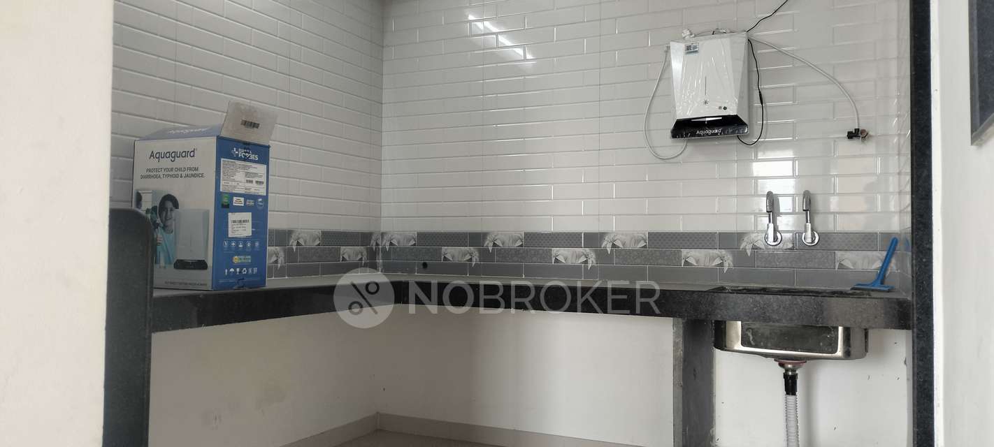 2 BHK Flat In Vardhaman Moonstone for Rent  In Tathwade