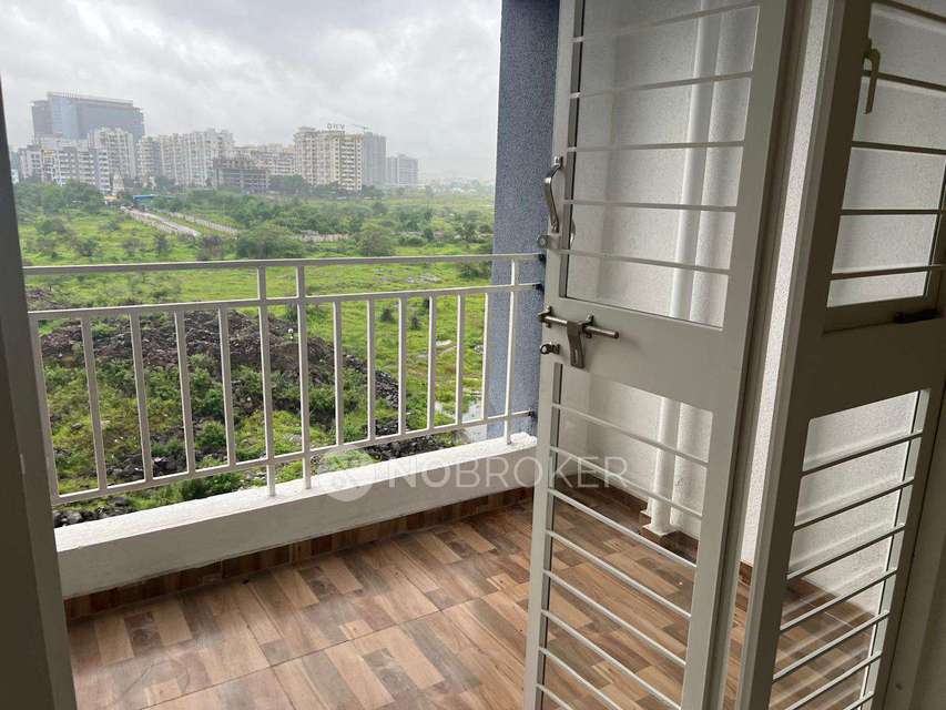 2 BHK Flat In Vardhaman Moonstone for Rent  In Tathwade