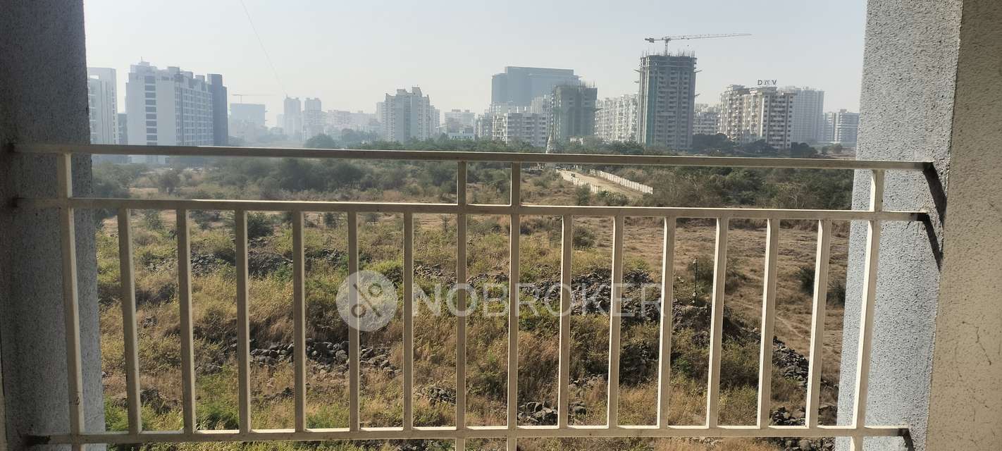 2 BHK Flat In Vardhaman Moonstone for Rent  In Tathwade