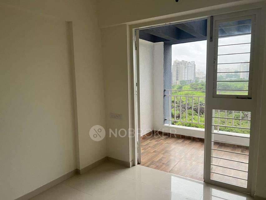 2 BHK Flat In Vardhaman Moonstone for Rent  In Tathwade