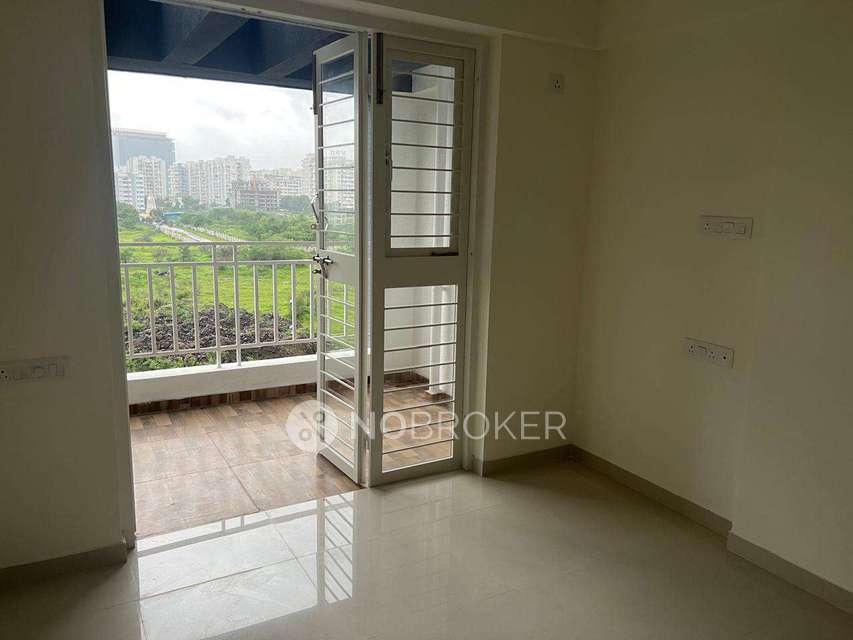 2 BHK Flat In Vardhaman Moonstone for Rent  In Tathwade