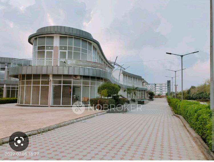 Shop in Knowledge Park 5, Greater_noida for sale 