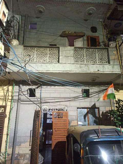 2 BHK Flat In Pocket 1 Sector 20 For Sale  In 987, Pocket 25, Subhash Place, Rohini, Delhi, 110034, India