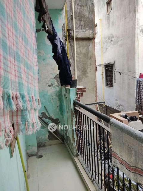 2 BHK Flat For Sale  In Shakarpur