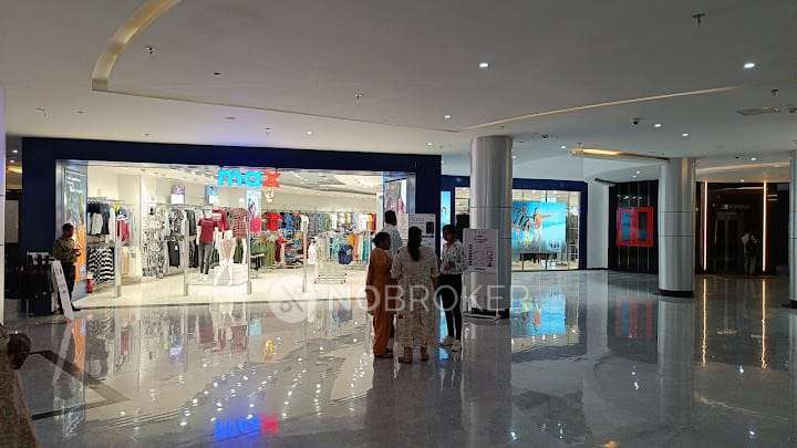Shop in 93 Avenue Mall, Pune for Rent 