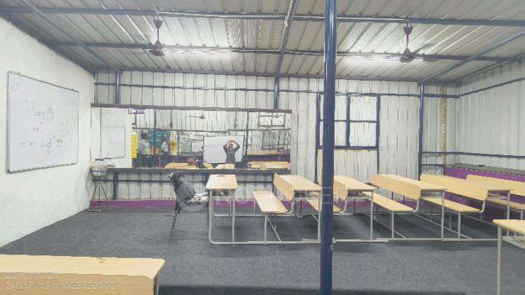 Commercial Property in Mugalivakkam, Chennai for Rent 