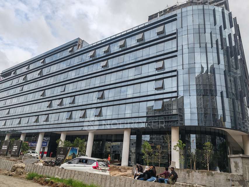 Office Space in Amanora Ascent Tower, Pune for Rent 