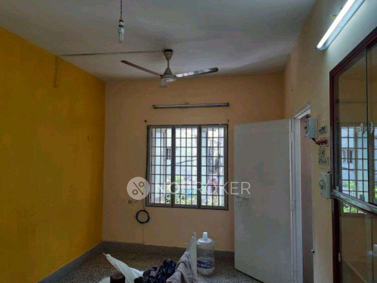 2 BHK Flat In Rose Garden For Sale  In Anna Nagar West, Anna Nagar