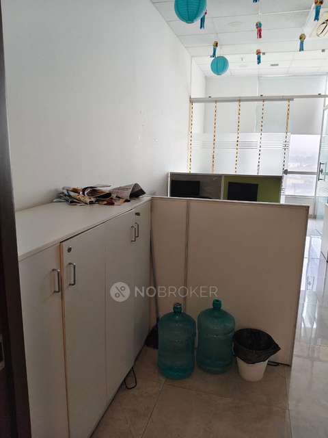 Office Space in Solus Building, Mumbai for Rent 