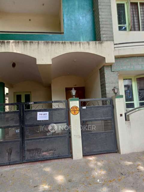 Single Room for Male In 1 BHK  In  Brookefield