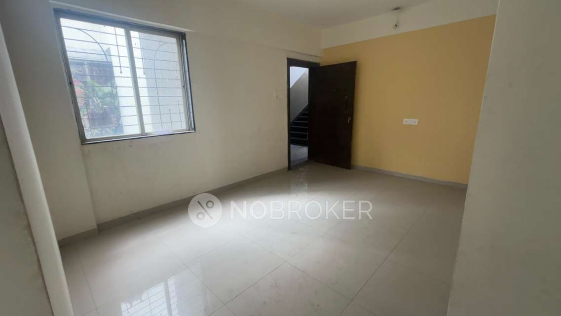 2 BHK Flat In Samruddhi Heights  For Sale  In Jambhulwadi Lake Rd