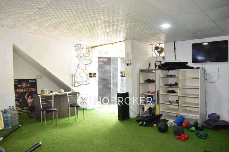 Godown/Warehouse in Ashok Vihar, Delhi for Rent 