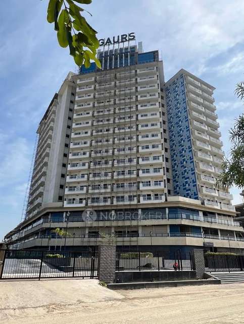 Shop in Gaur Yamuna City , Noida for Rent 