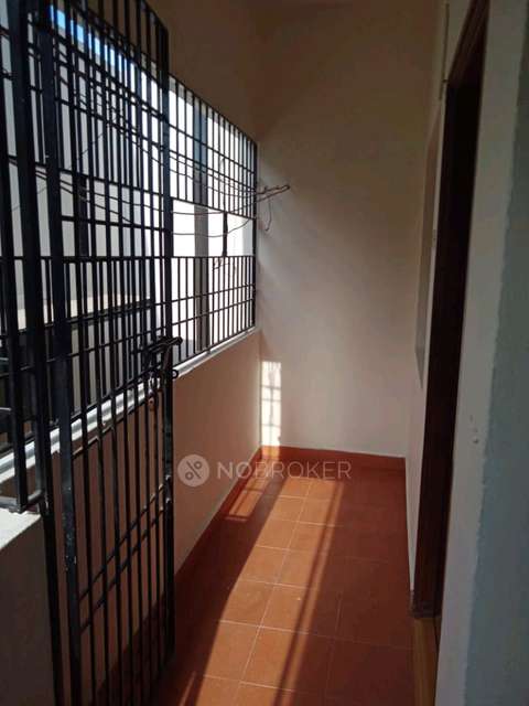 2 BHK Flat For Sale  In Valasaravakkam