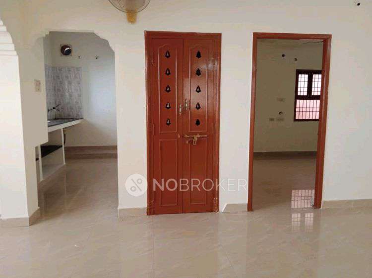2 BHK Flat For Sale  In Valasaravakkam