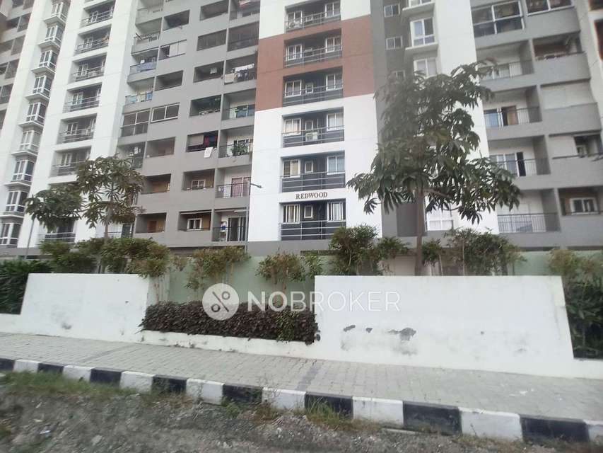 Single Room for Male In 2 BHK  In Casagrand Zenith In  Vengavasal