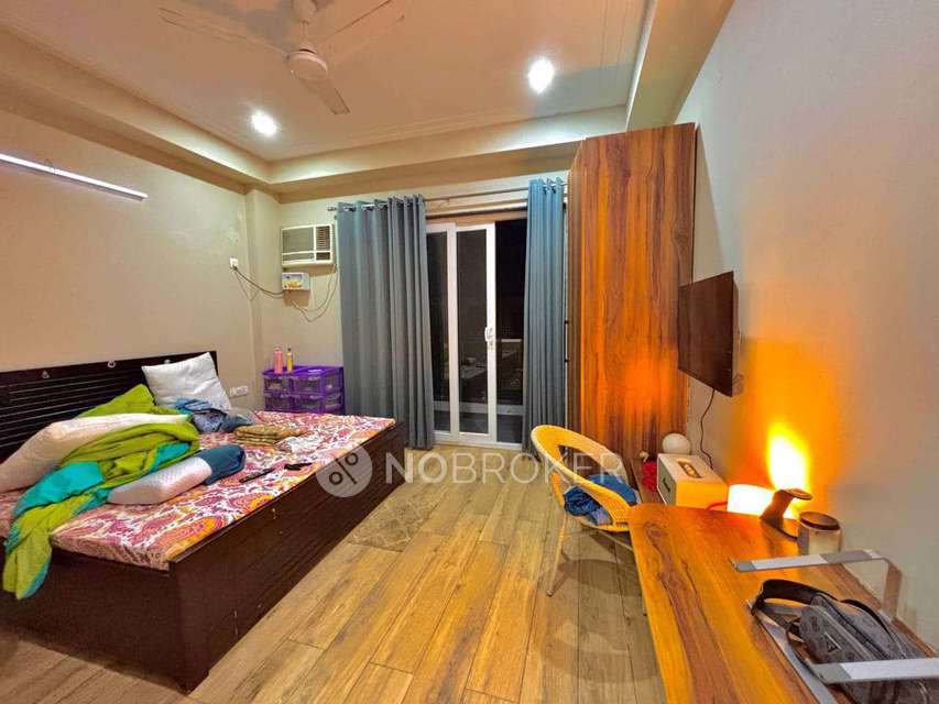 1 BHK Flat In Prestige Shantiniketan for Rent  In Whitefield