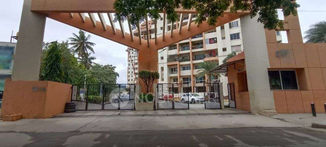 3 BHK Flat In Mantri Sarovar, Hsr Layout For Sale  In Hsr Layout