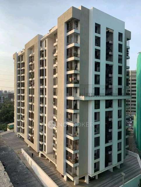 Single Room for Male In 2 BHK  In Everard Towers  In Sion